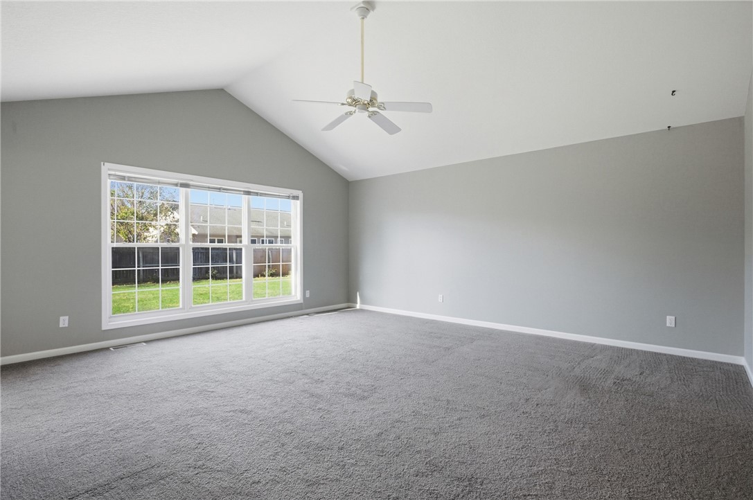 12 Ridgefield Lane Charleston, IL 61920 - Photo 6 of 12 Gallery Image 6