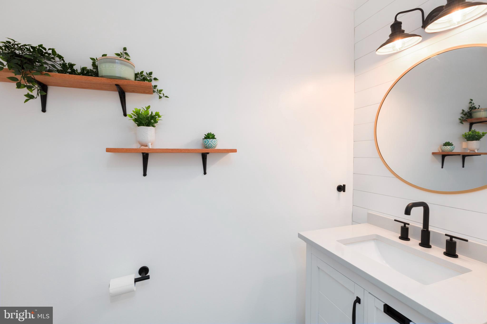 88 Walker Road Royersford, PA 19468 - Photo 13 of 39 powder room