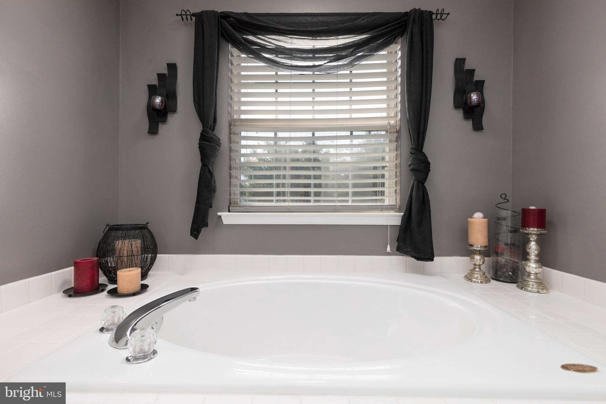 88 Walker Road Royersford, PA 19468 - Photo 23 of 39 Relaxing Soaking Tub