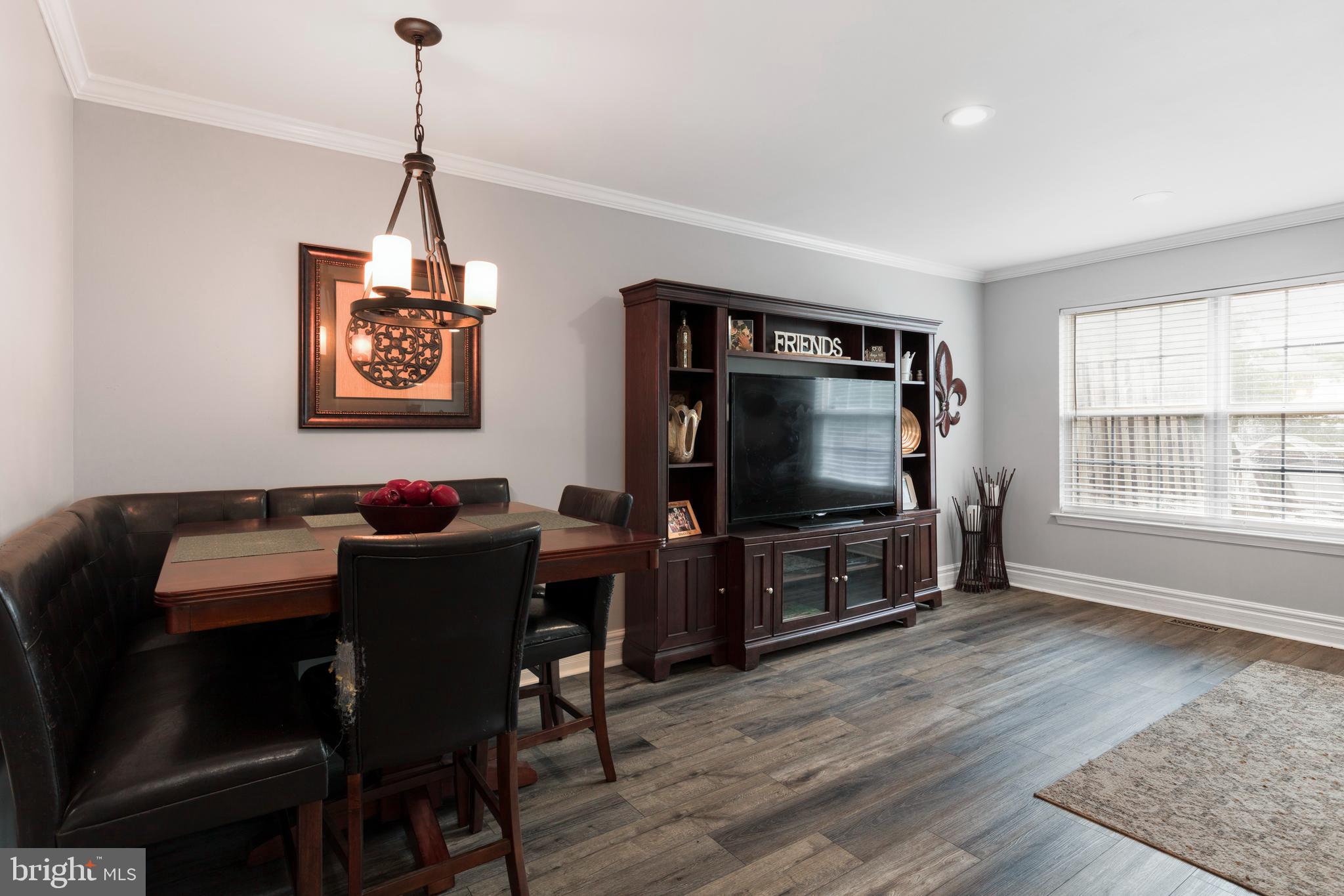 88 Walker Road Royersford, PA 19468 - Photo 6 of 39 Dining area off the living area