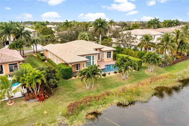 $1,150,000 | 7878 Northwest 111th Way, Parkland, FL 33076