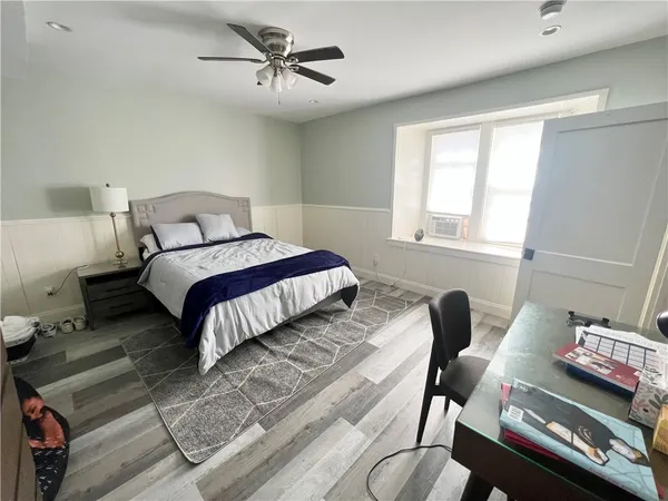$2,175 | 77 Coggeshall Avenue, Unit G, Newport, RI 02840