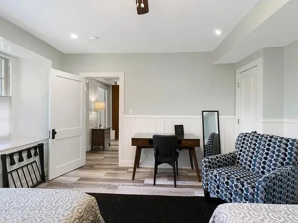 $2,175 | 77 Coggeshall Avenue, Unit G, Newport, RI 02840
