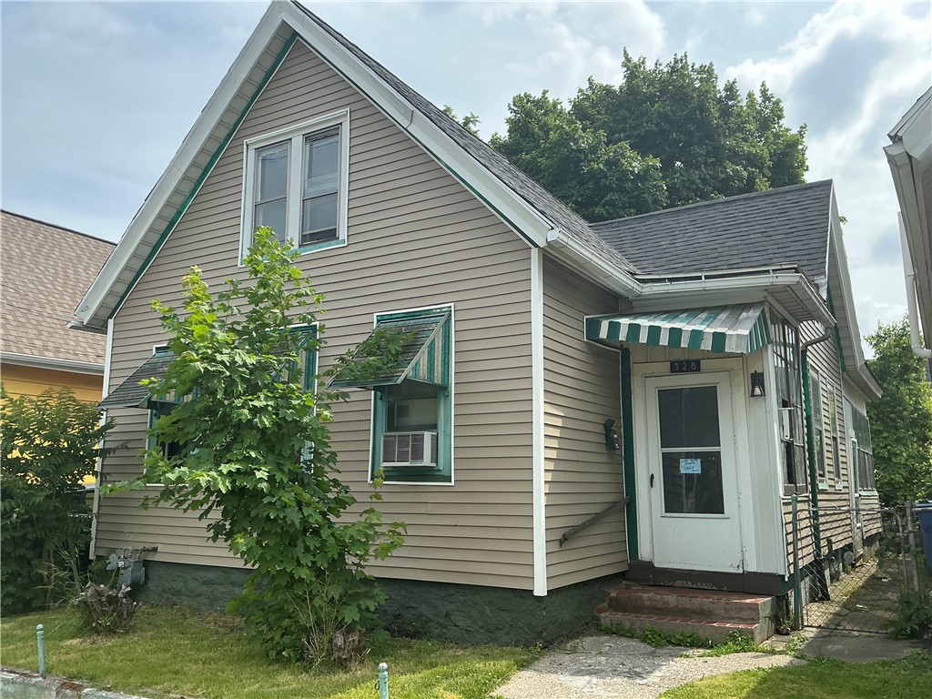 328 Child Street Rochester, NY 14611 - Photo 1 of 21