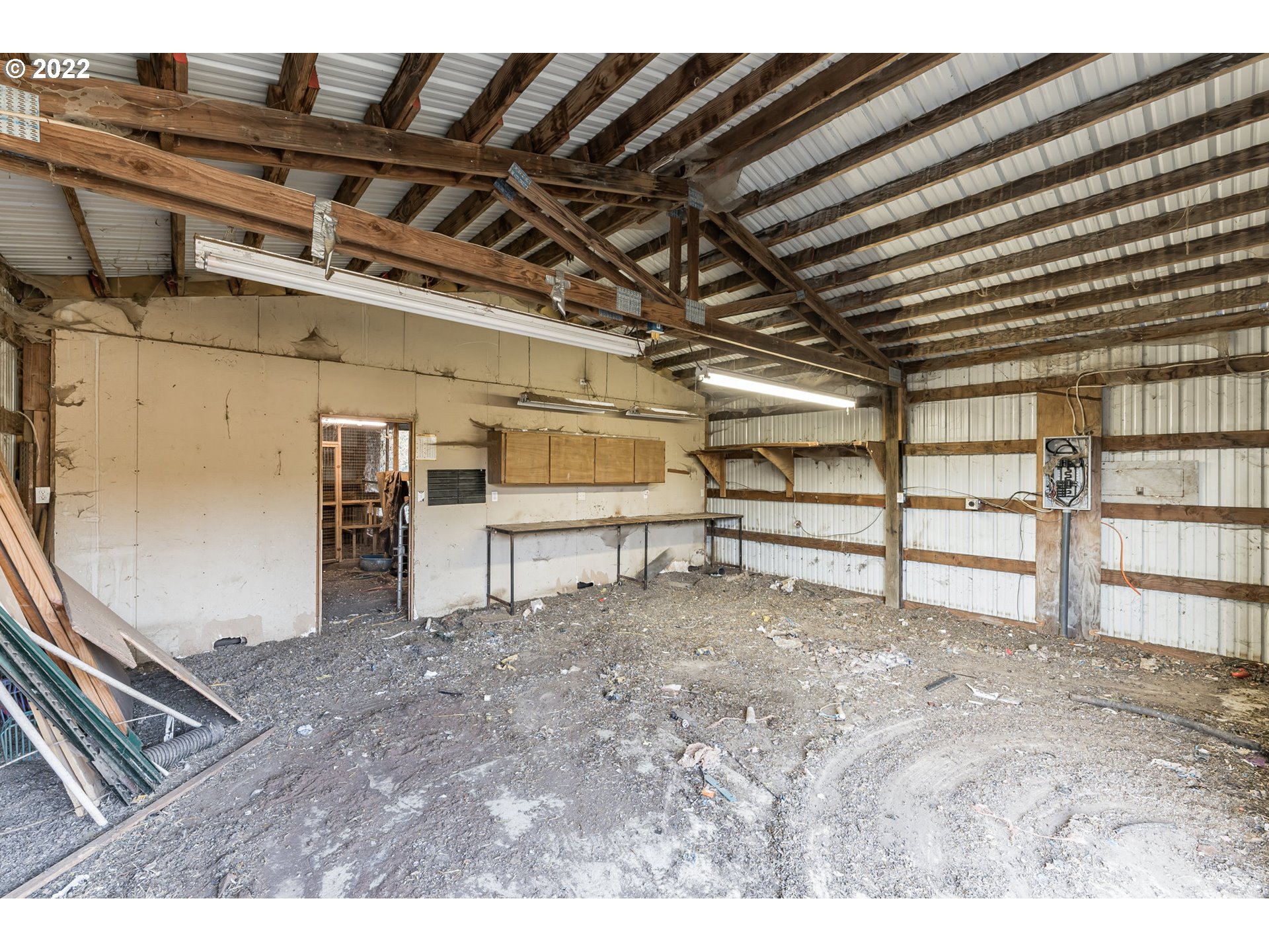 1015 Perrydale Road Dallas, OR 97338 - Photo 20 of 29 Shop
