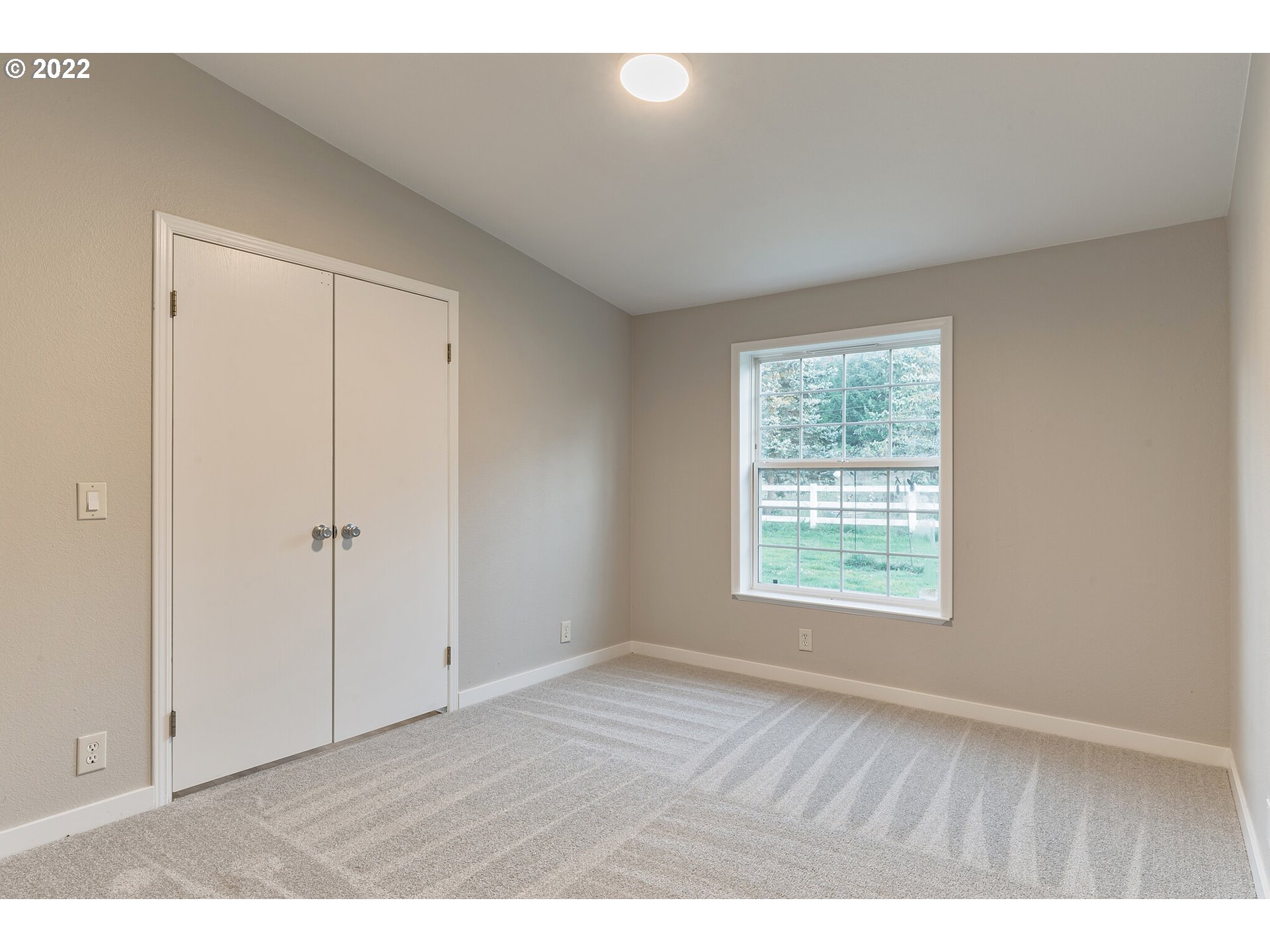 1015 Perrydale Road Dallas, OR 97338 - Photo 10 of 29 Den/Office