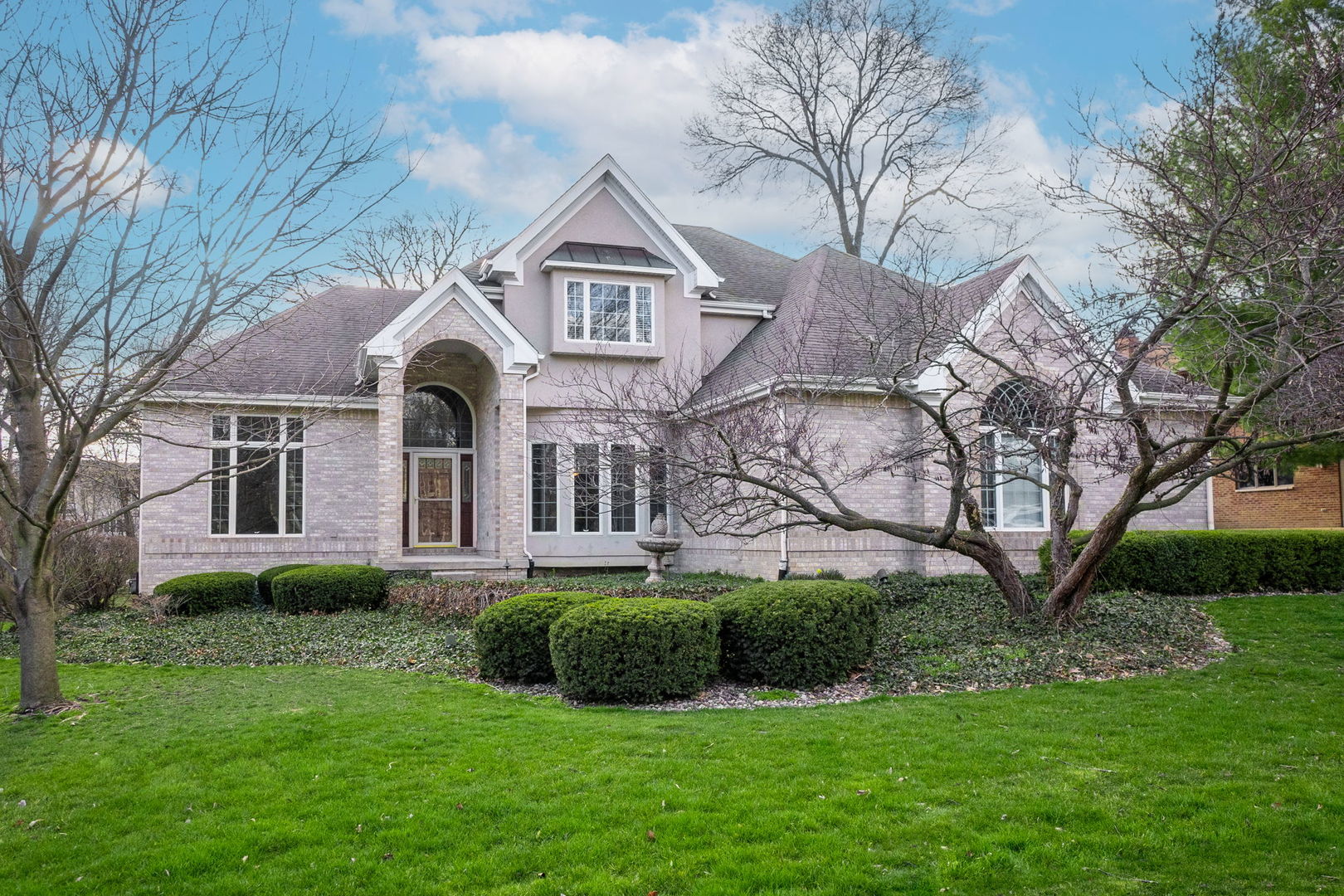 1103 Colonade Road Shorewood, IL 60404 - Photo 1 of 51 Gallery Image 1