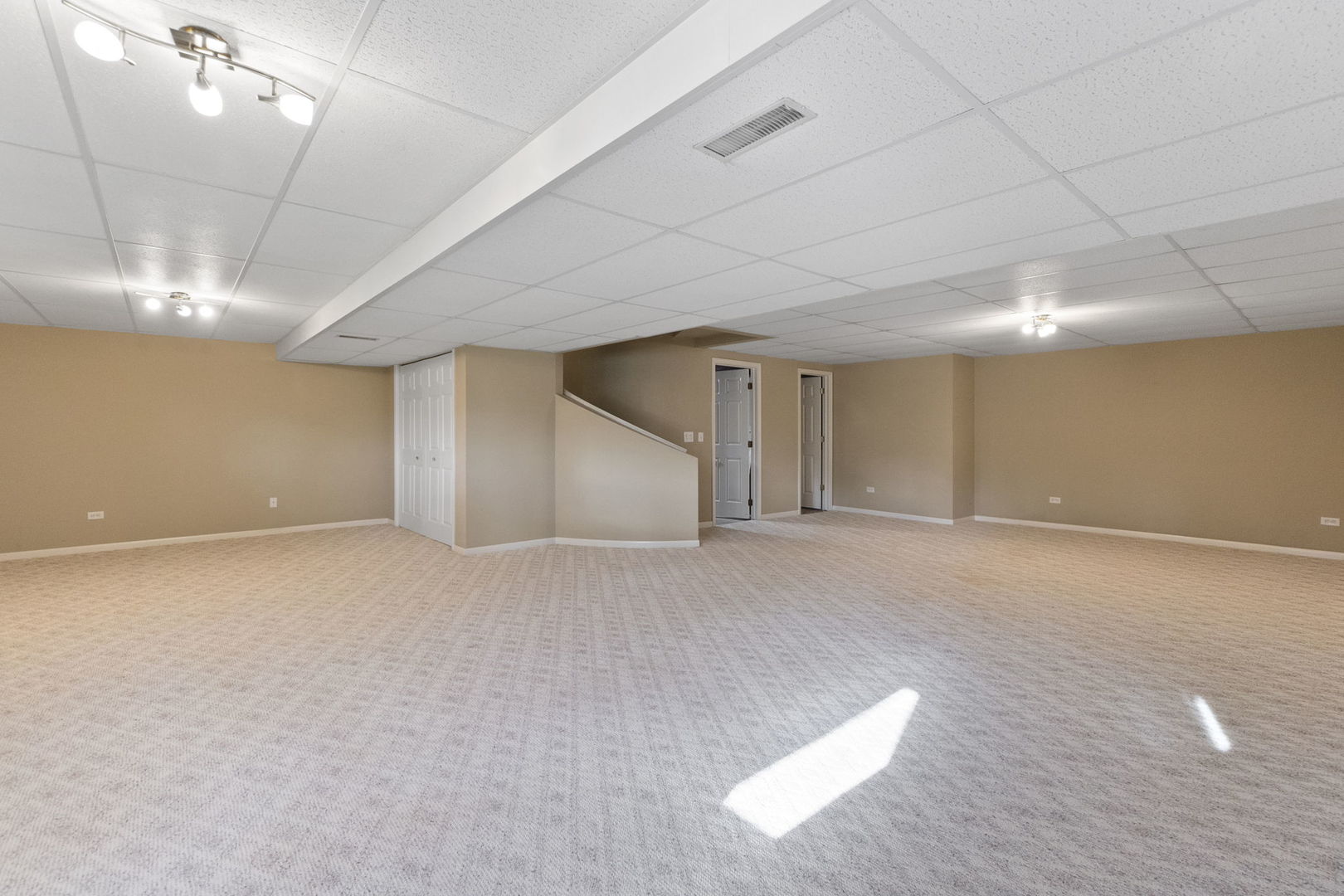 1103 Colonade Road Shorewood, IL 60404 - Photo 30 of 51 Gallery Image 30