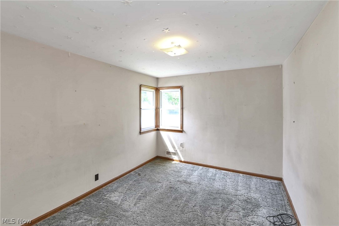 5891 Pearl Road Parma Heights, OH 44130 - Photo 21 of 31 Gallery Image 21