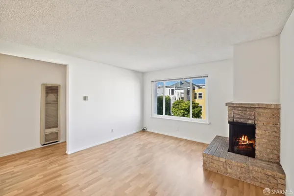 $3,745 | 1369 9th Avenue, Unit 2, San Francisco, CA 94122