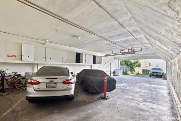 $3,745 | 1369 9th Avenue, Unit 2, San Francisco, CA 94122