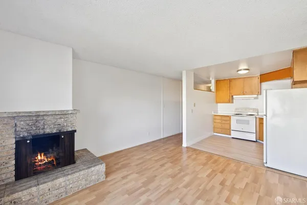 $3,745 | 1369 9th Avenue, Unit 2, San Francisco, CA 94122