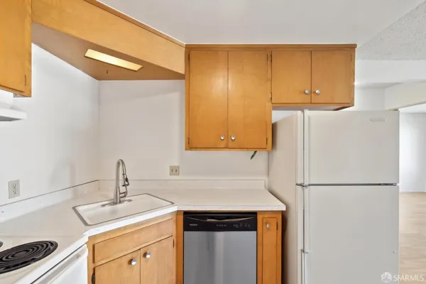 $3,745 | 1369 9th Avenue, Unit 2, San Francisco, CA 94122