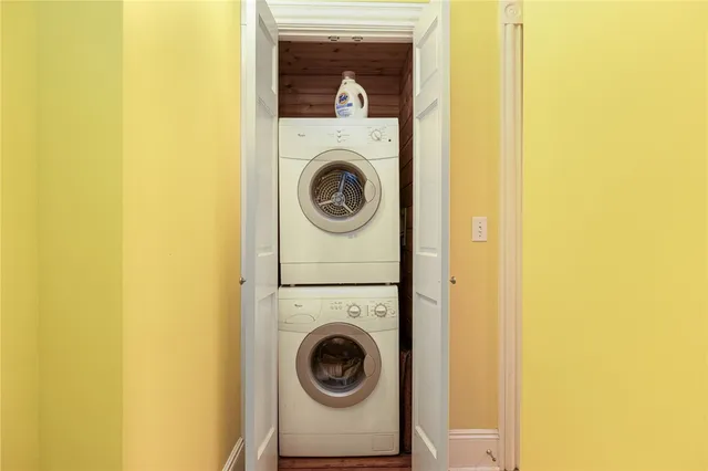 $850,000 | 20 Berkeley Avenue, Unit 2, Newport, RI 02840