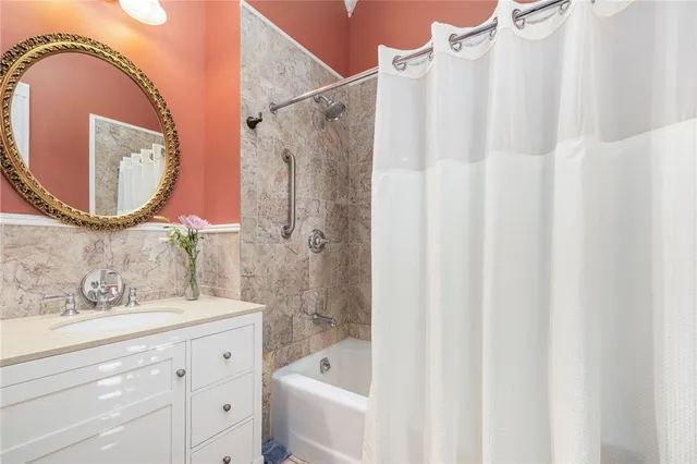 $850,000 | 20 Berkeley Avenue, Unit 2, Newport, RI 02840