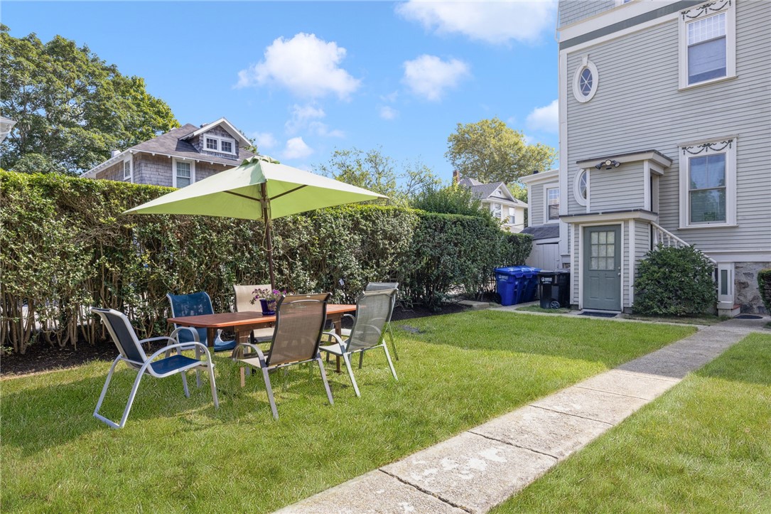 20 Berkeley Avenue, Unit 2 Newport, RI 02840 - Photo 34 of 44