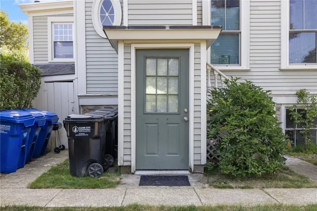 $850,000 | 20 Berkeley Avenue, Unit 2, Newport, RI 02840