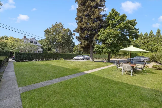 $850,000 | 20 Berkeley Avenue, Unit 2, Newport, RI 02840