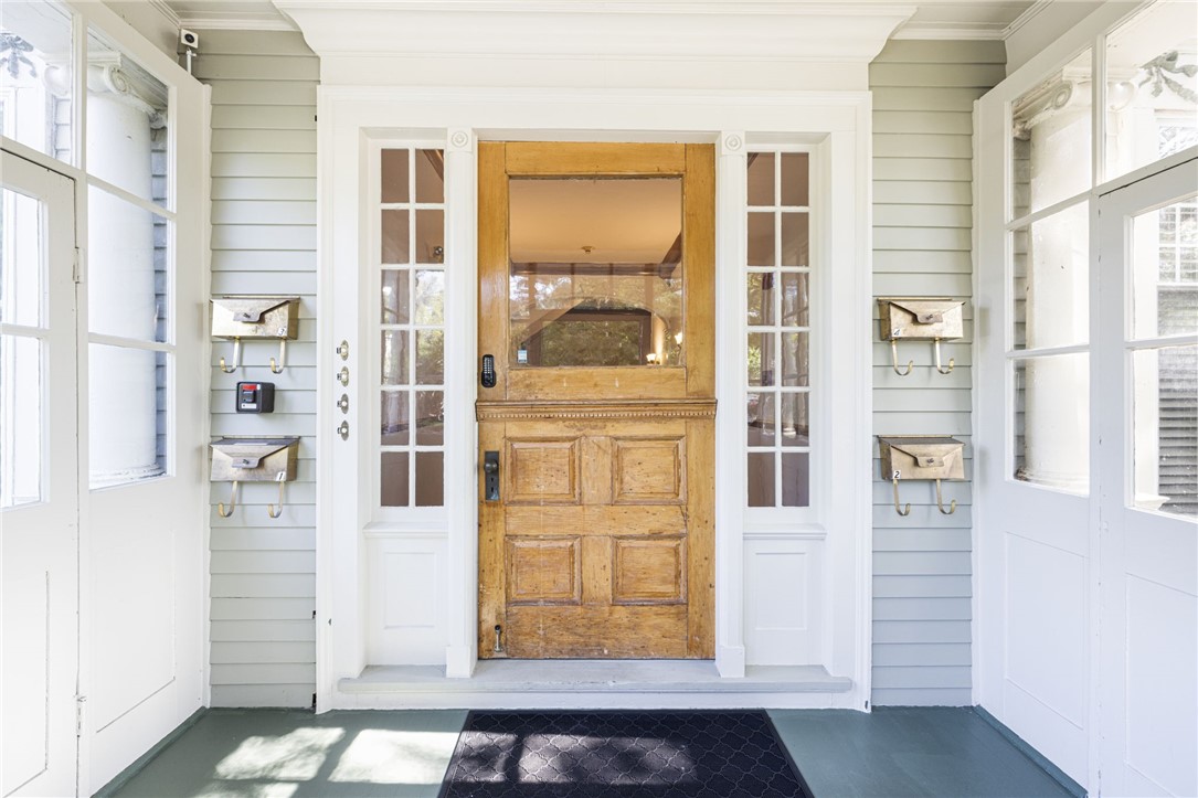 20 Berkeley Avenue, Unit 2 Newport, RI 02840 - Photo 6 of 46 Nice vestibule, and a key pad for easy entry!