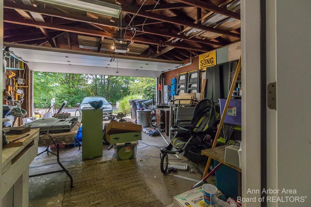 2316 Nixon Road Ann Arbor, MI 48105 - Photo 13 of 45 Photo 13
