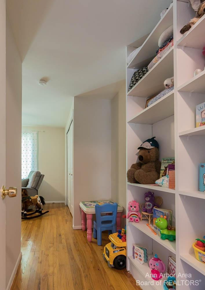 2316 Nixon Road Ann Arbor, MI 48105 - Photo 36 of 45 Photo 36
