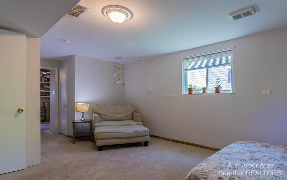2316 Nixon Road Ann Arbor, MI 48105 - Photo 42 of 45 Photo 42