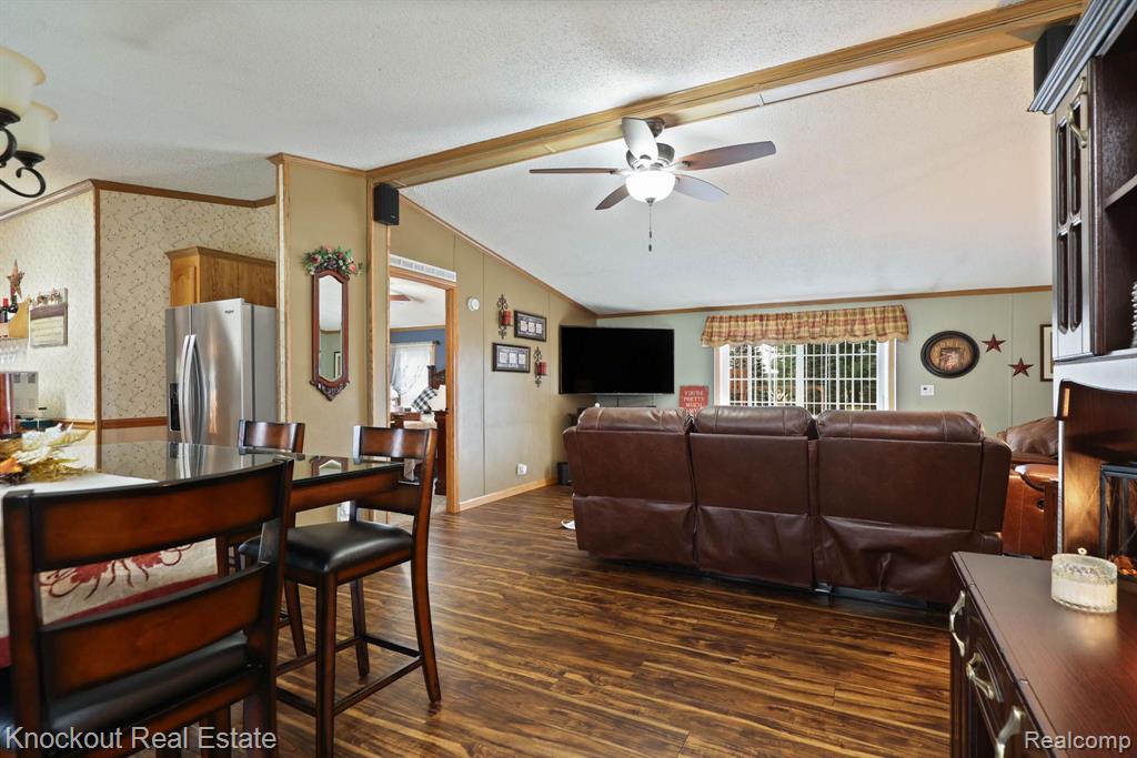 6083 Pinkerton Road Vassar, MI 48768 - Photo 10 of 65 Gallery Image 10