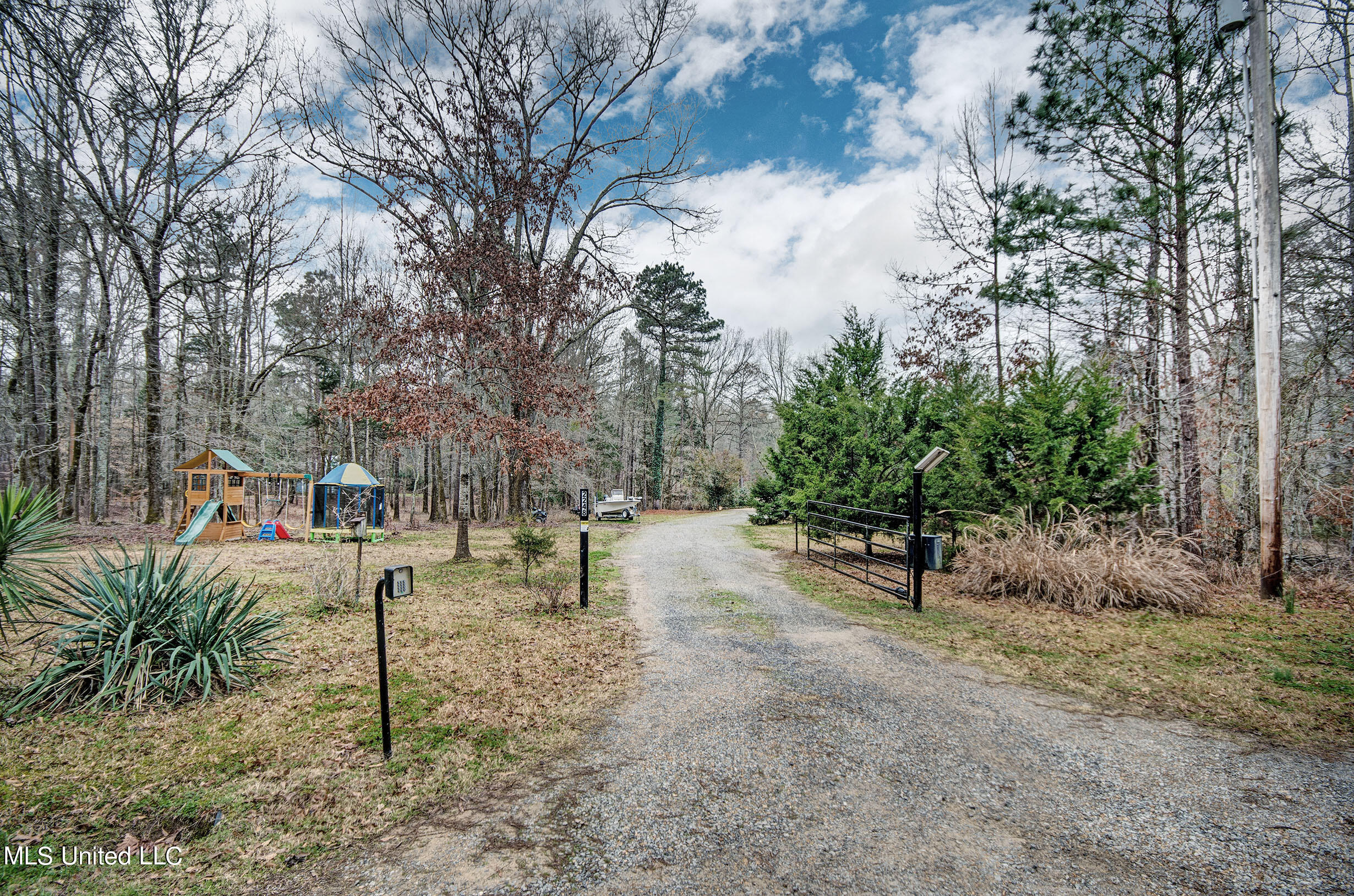 2248 Frank Hall Road Bolton, MS 39041 - Photo 1 of 46 IMGP7334_5_6