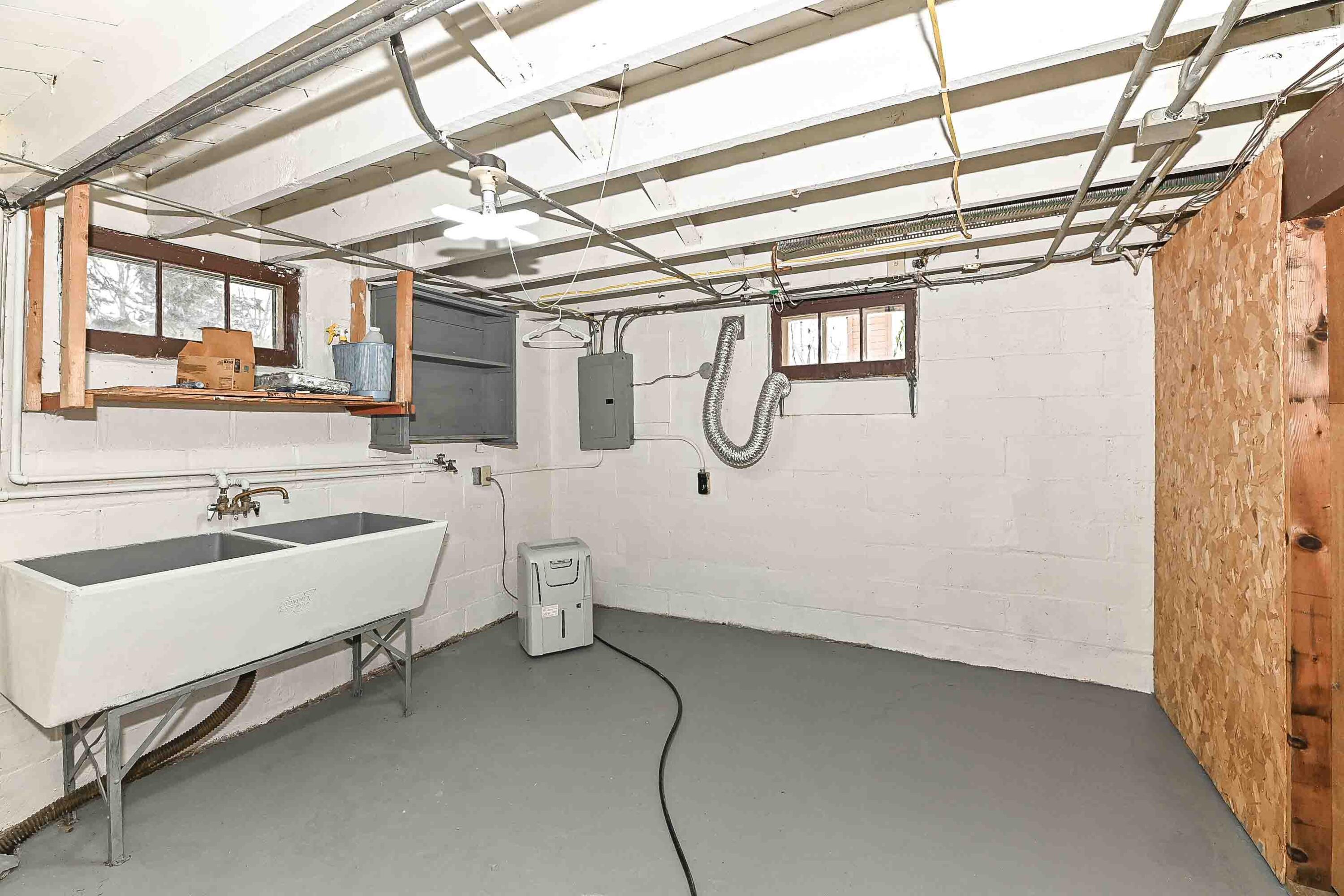 1516 Monroe Avenue Racine, WI 53405 - Photo 25 of 35 Laundry area in LL