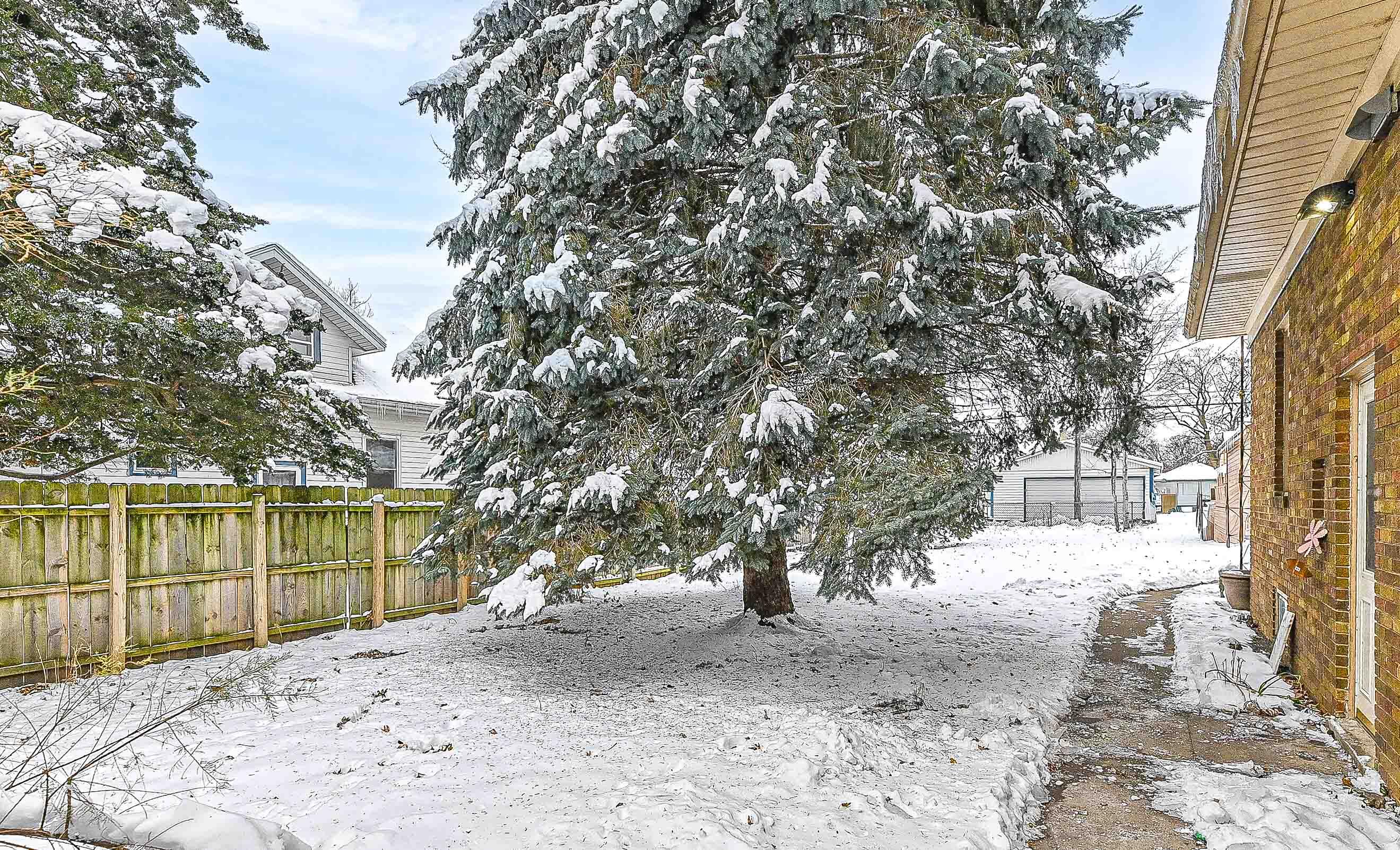 1516 Monroe Avenue Racine, WI 53405 - Photo 29 of 35 Shady spot for summer days