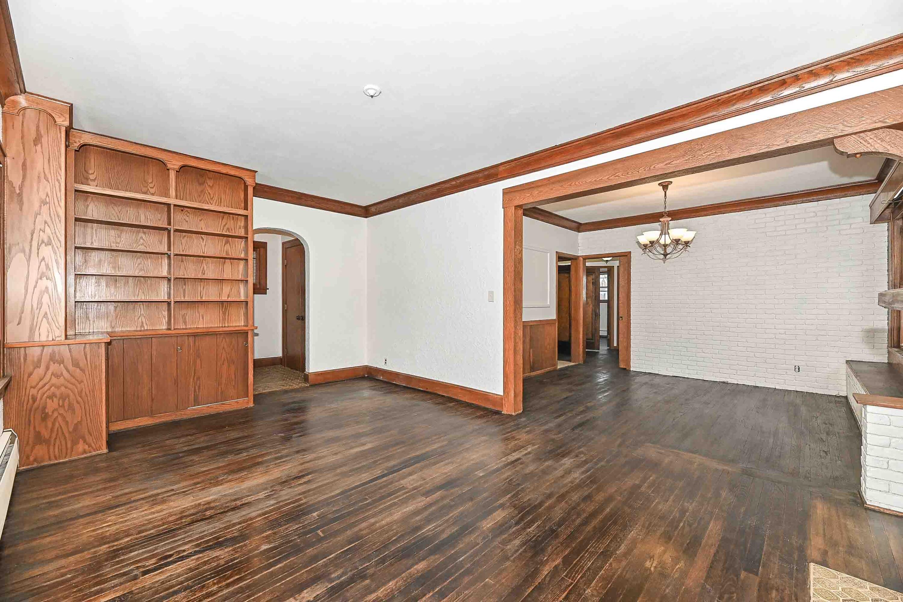 1516 Monroe Avenue Racine, WI 53405 - Photo 4 of 35 View of living and dining rooms