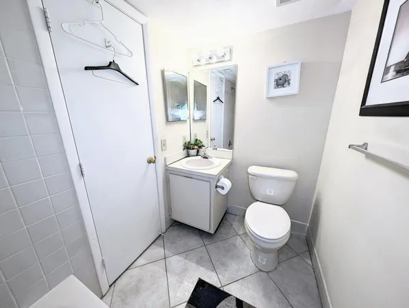 $1,700 | 7515 South Oriole Boulevard, Delray Beach, FL 33446