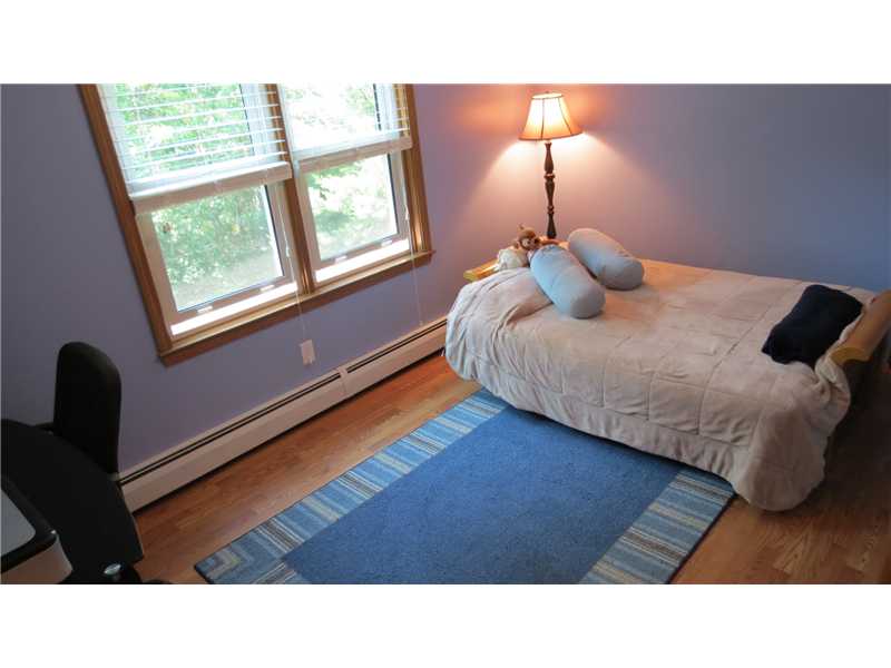 44 Kings Ridge Road South Kingstown, RI 02879 - Photo 13 of 25 Bedroom.