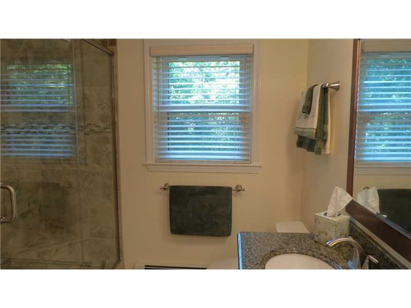 44 Kings Ridge Road South Kingstown, RI 02879 - Photo 18 of 25 Master Bath/Spa.