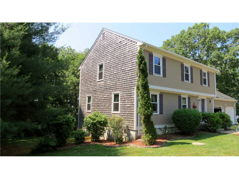44 Kings Ridge Road South Kingstown, RI 02879 - Photo 2 of 25 Exterior Front.