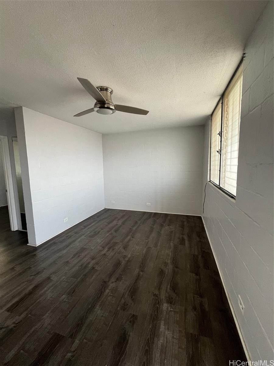 720 Waiakamilo Road, Unit C320A Honolulu, HI 96817 - Photo 2 of 9 Living room