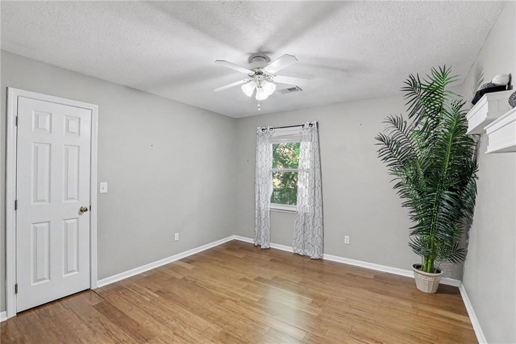 5304 Mullen Road Shawnee, KS 66216 - Photo 18 of 58