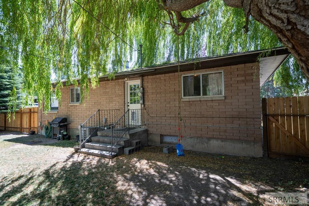 396 West 2nd South Rigby, ID 83442 - Photo 6 of 39