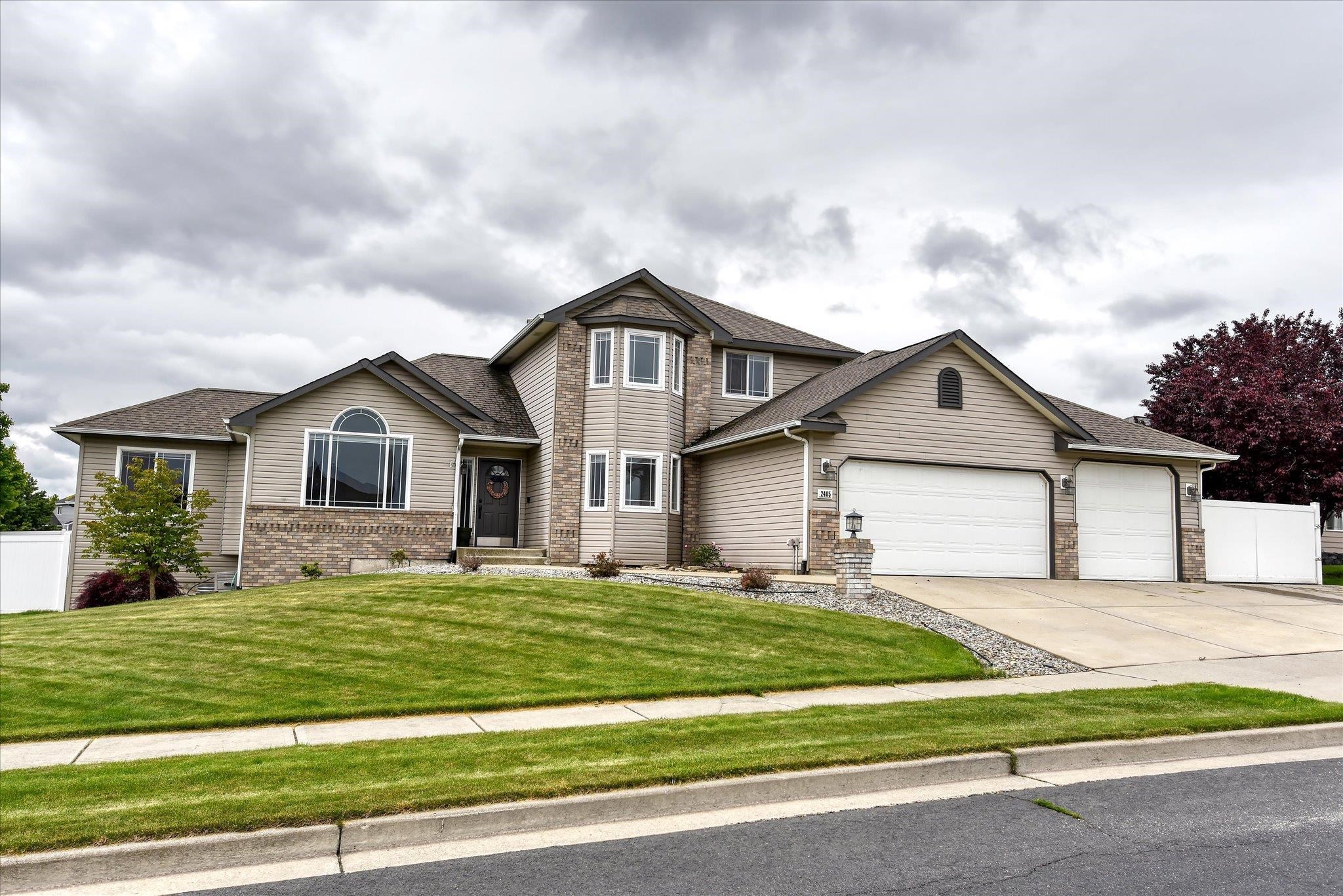 2405 West Cascade Way Spokane, WA 99208 - Photo 1 of 41