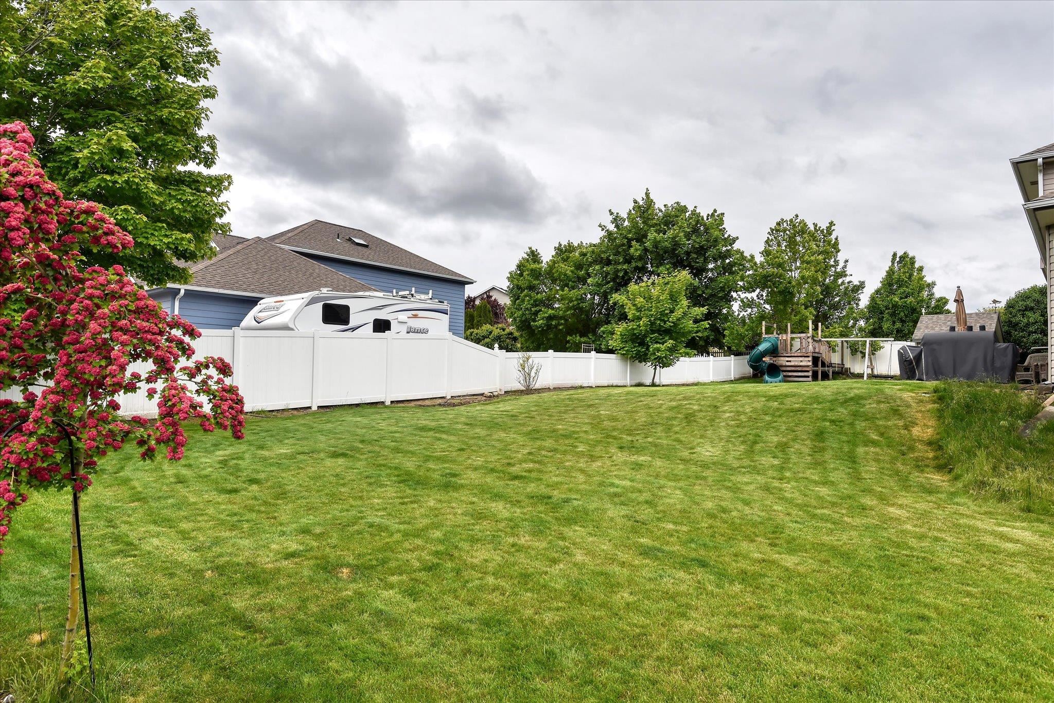 2405 West Cascade Way Spokane, WA 99208 - Photo 37 of 41