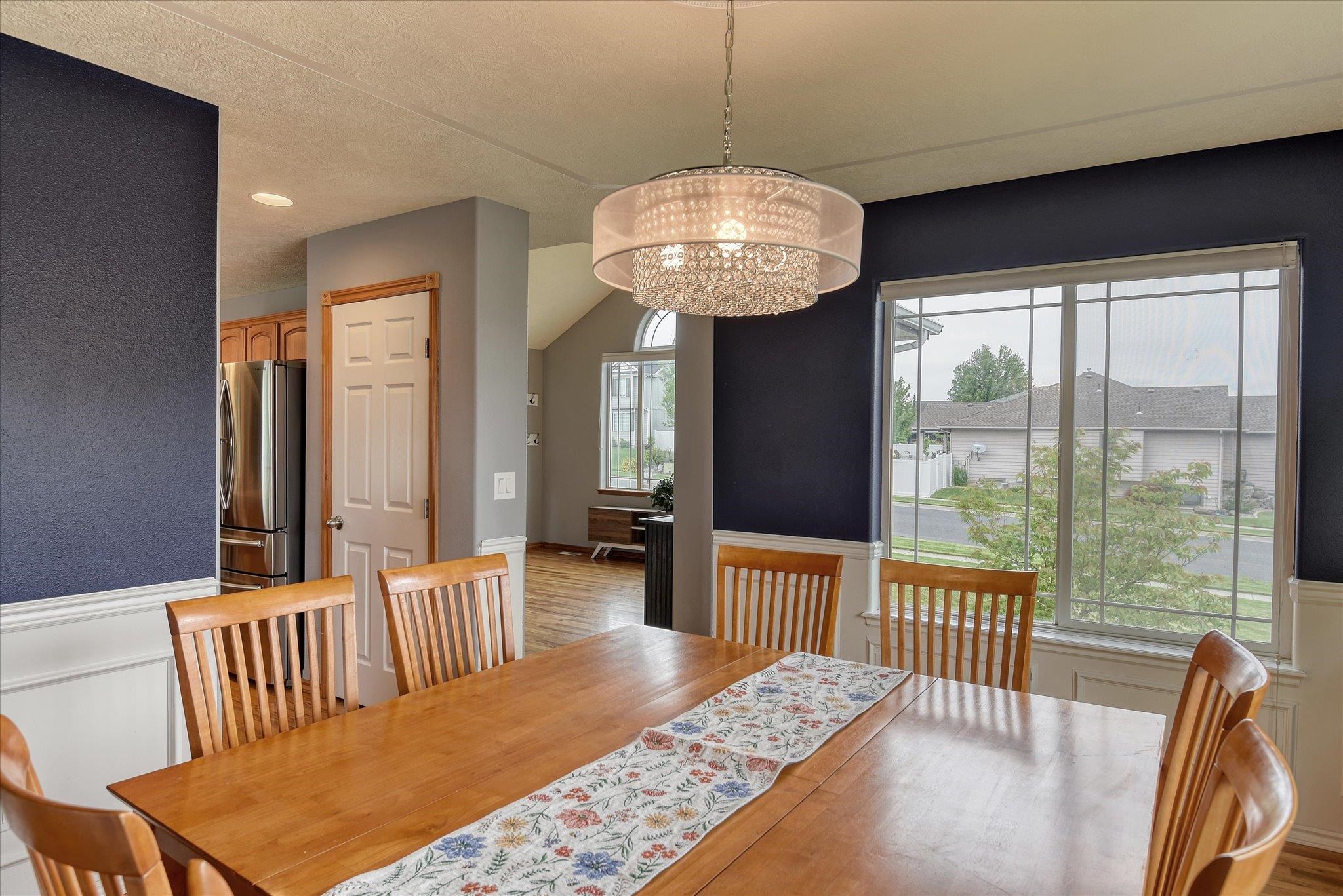2405 West Cascade Way Spokane, WA 99208 - Photo 6 of 41