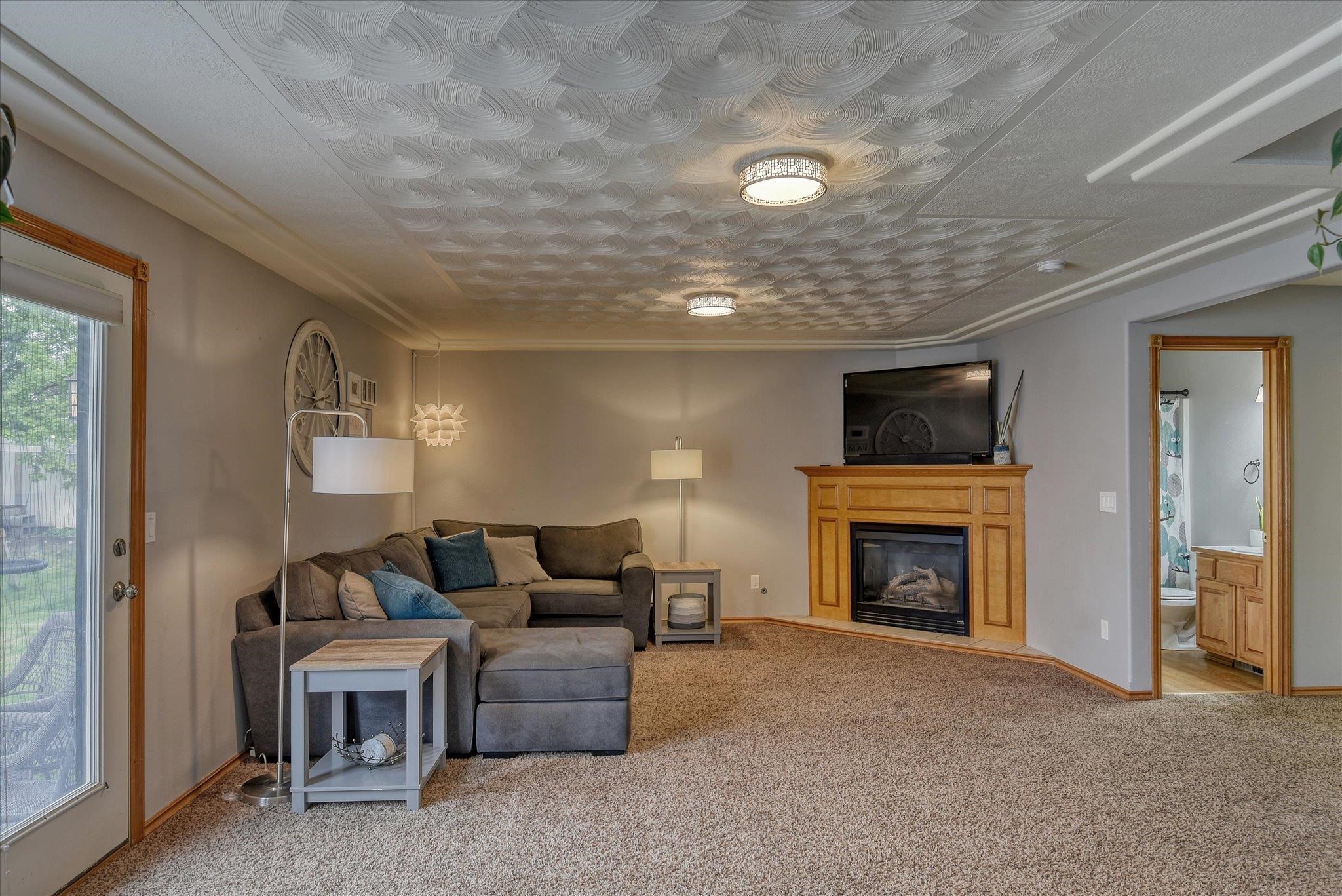 2405 West Cascade Way Spokane, WA 99208 - Photo 9 of 41