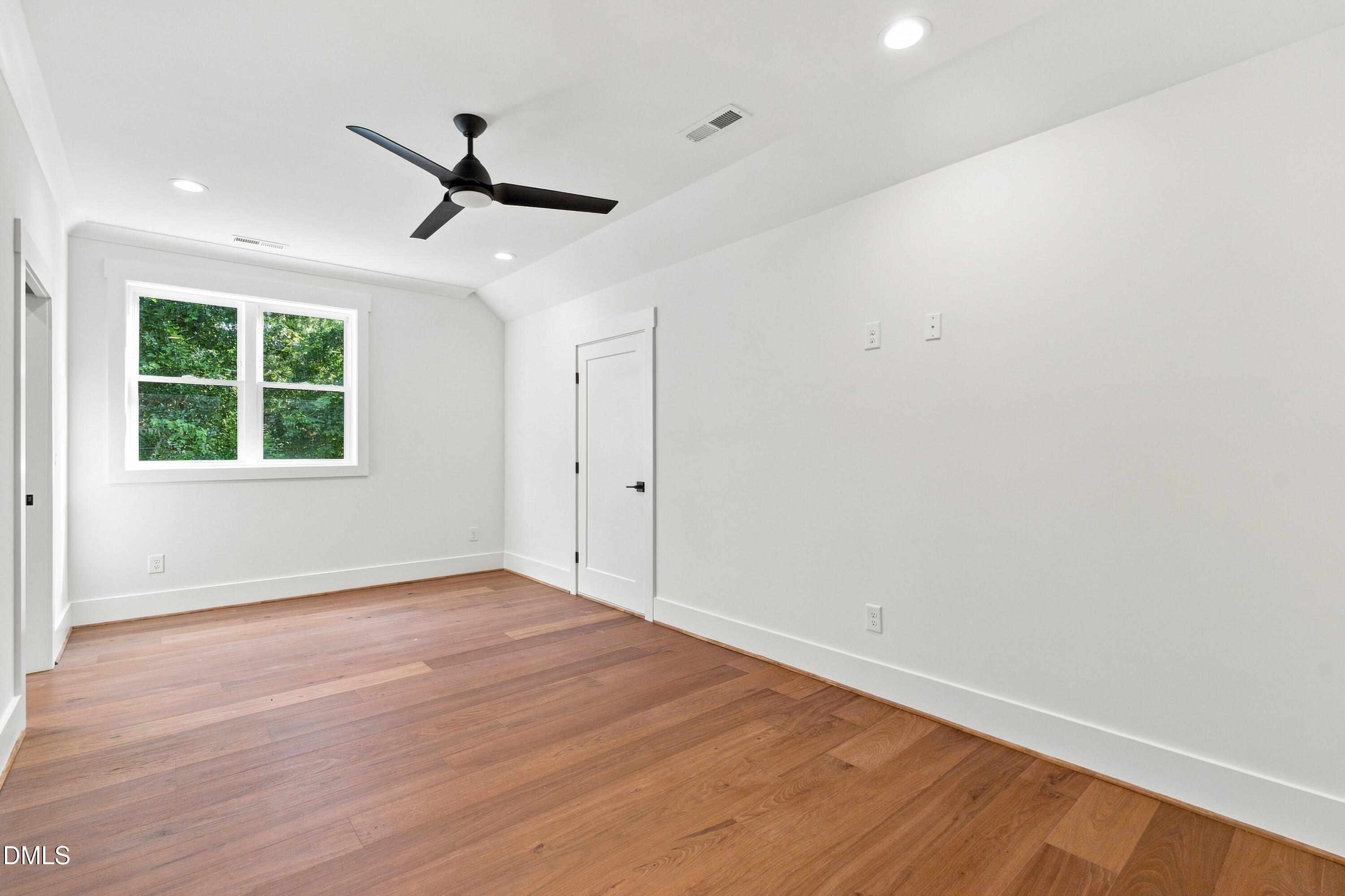 2921 Claremont Road Raleigh, NC 27608 - Photo 32 of 44 DSC07698