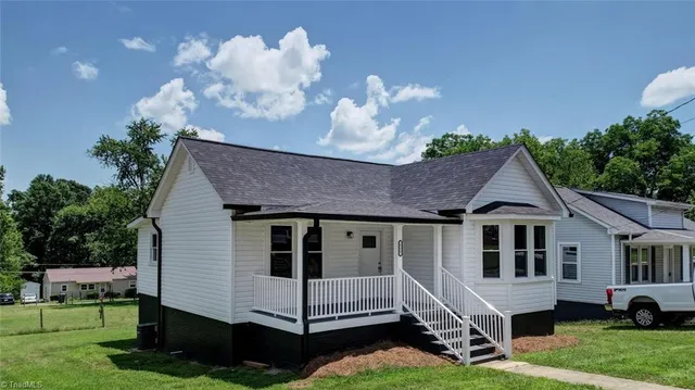 $163,000 | 511 Barnes Street, Reidsville, NC 27320