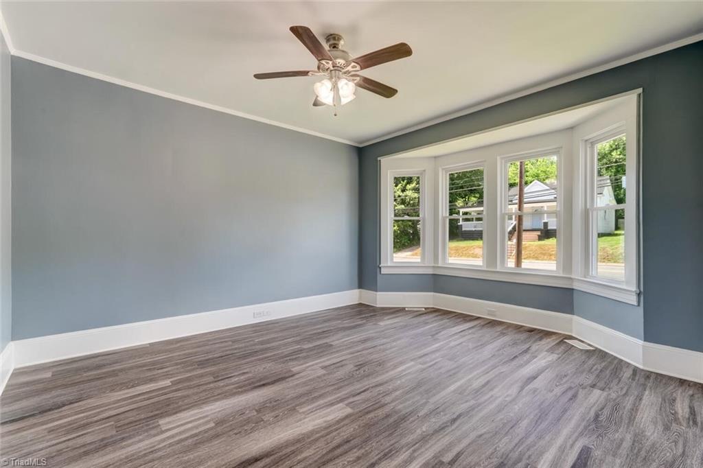 511 Barnes Street Reidsville, NC 27320 - Photo 10 of 29