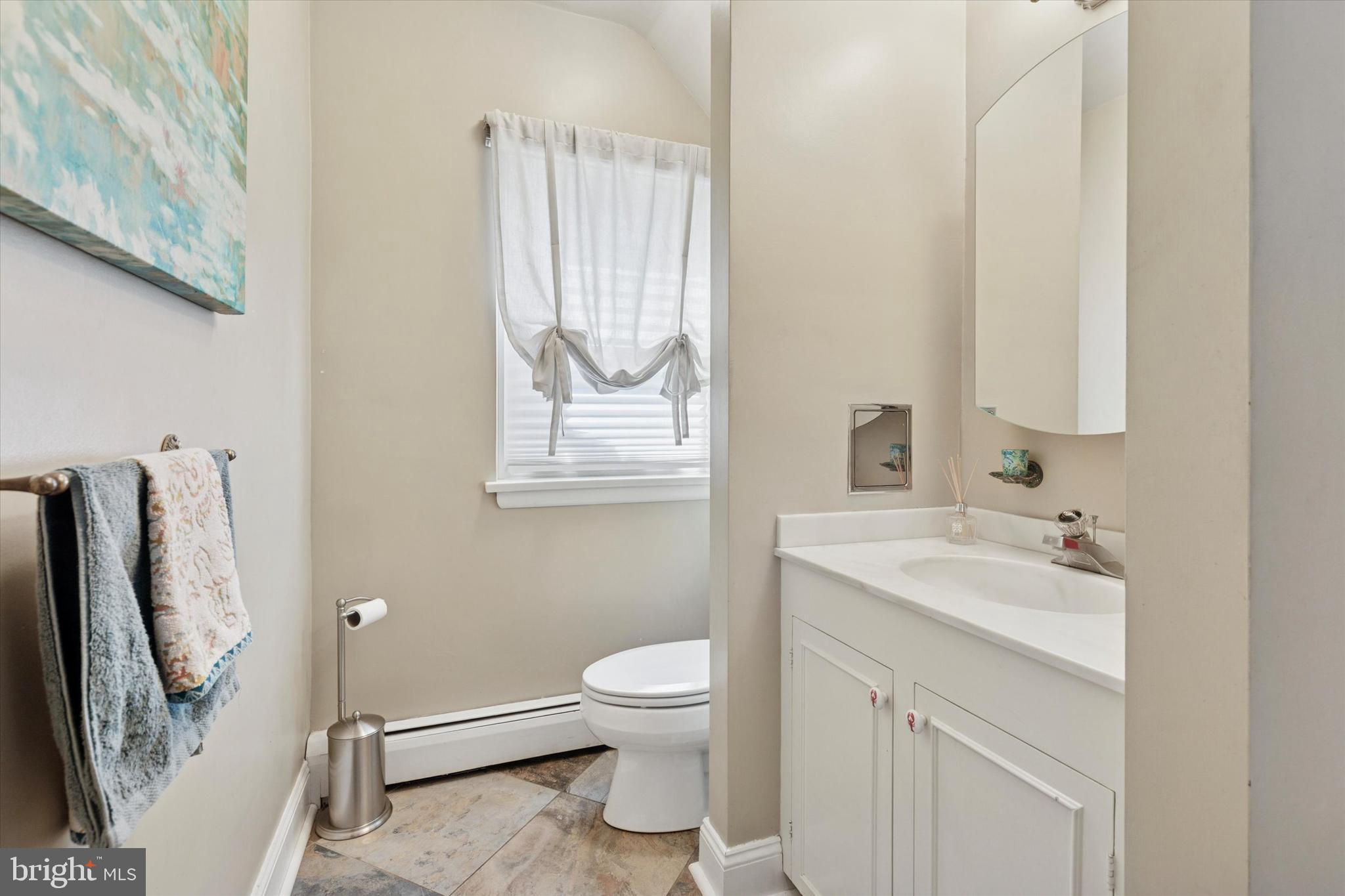 770 Robinhood Road Bryn Mawr, PA 19010 - Photo 27 of 39 Ground Level Full Bathroom