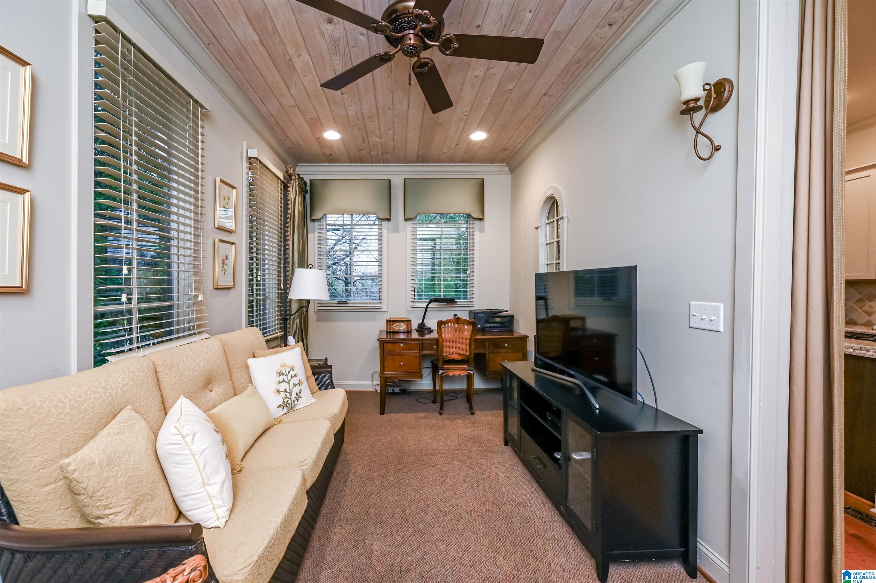 2042 Lancaster Road, Unit 119 Birmingham, AL 35209 - Photo 13 of 33