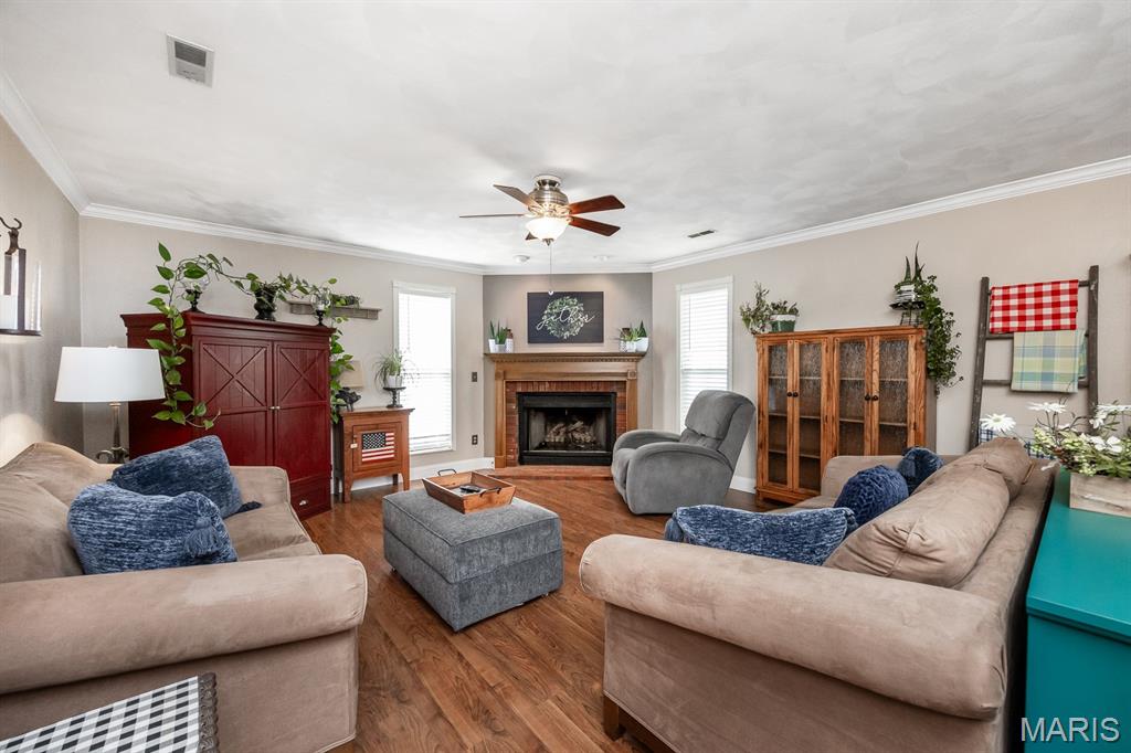 3231 Fielding Lane Shiloh, IL 62221 - Photo 8 of 36 Gallery Image 8