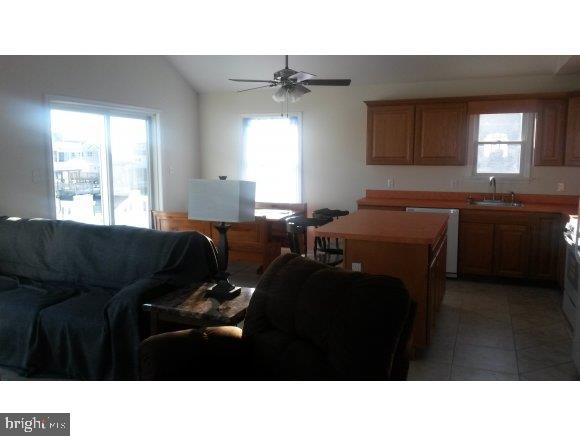 210 Heron Road Tuckerton, NJ 08087 - Photo 3 of 13 Gallery Image 3