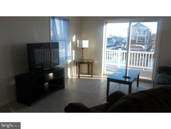 210 Heron Road Tuckerton, NJ 08087 - Photo 5 of 13 Gallery Image 5